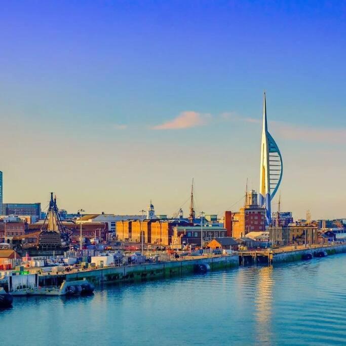 Cozy Southsea Studio *Central* Portsmouth Exterior foto